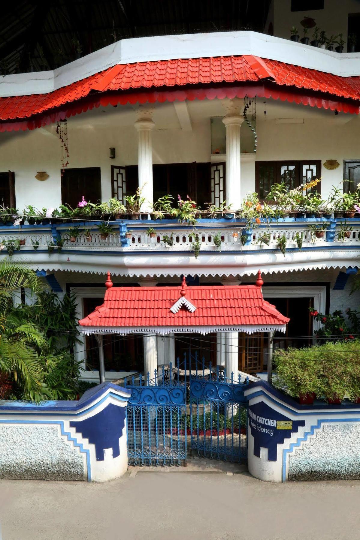 Dream Catcher Home Stay Kochi Exterior foto